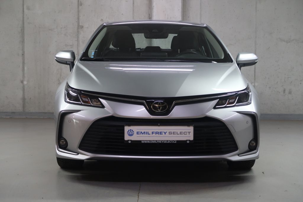 toyota-corolla-1-5dynamic-cz-1maj-comforttech - 1
