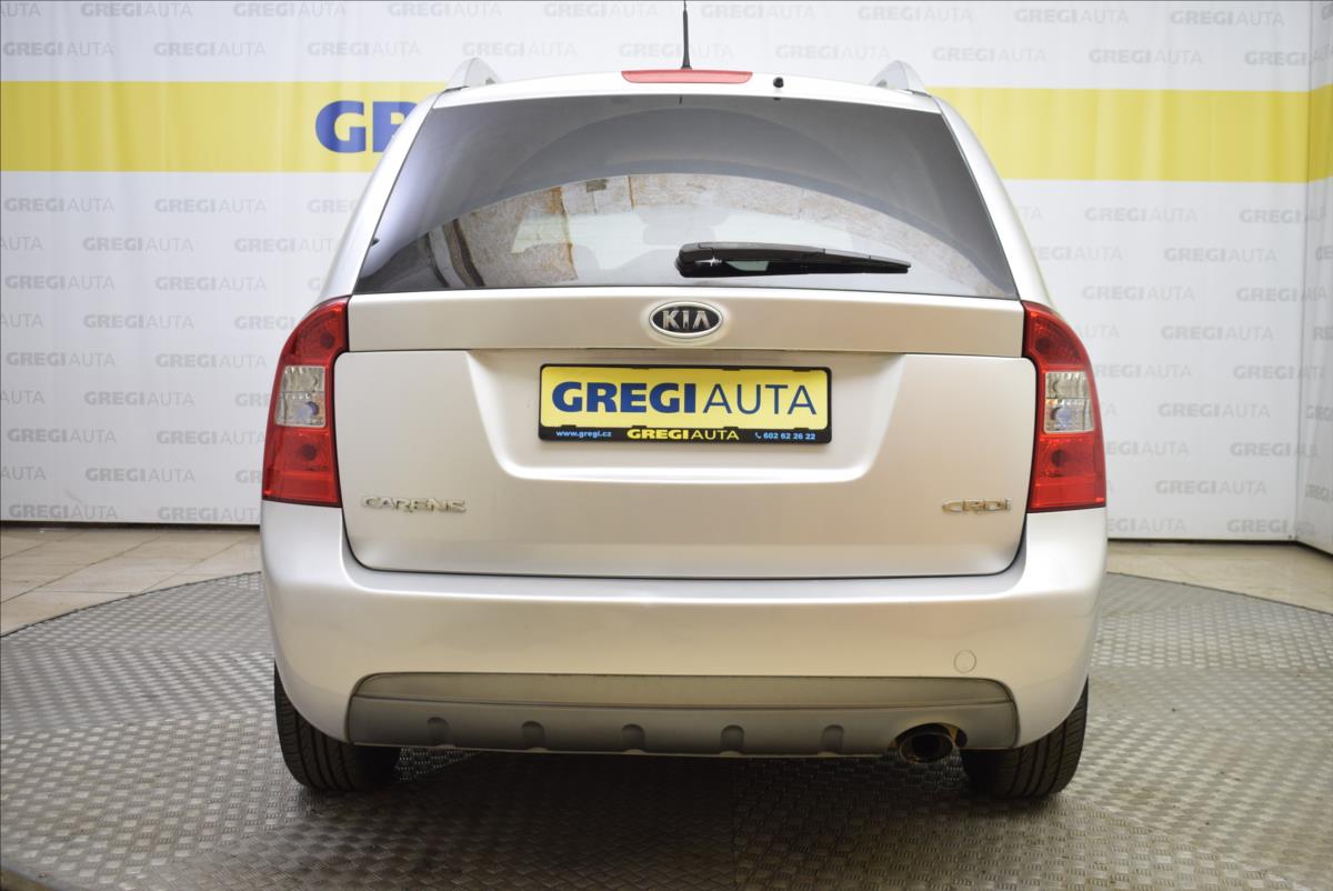 kia-carens-1-6-crdi-super-stav-po-stk - 3