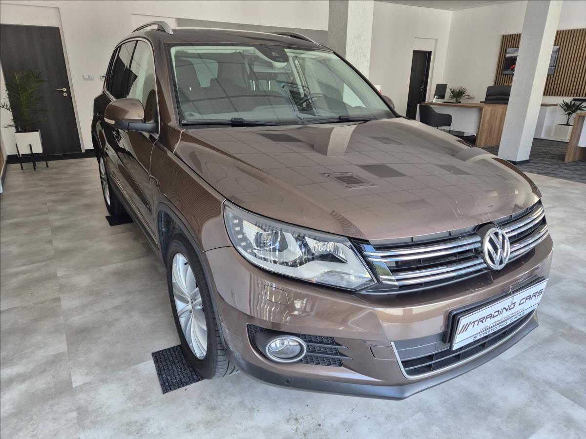 Volkswagen Tiguan 2,0 TDI 4 MOTION R-Line