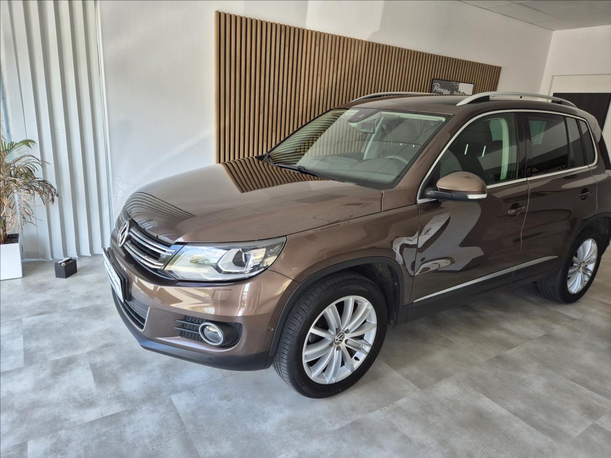 volkswagen-tiguan-2-0-tdi-4-motion-r-line - 2