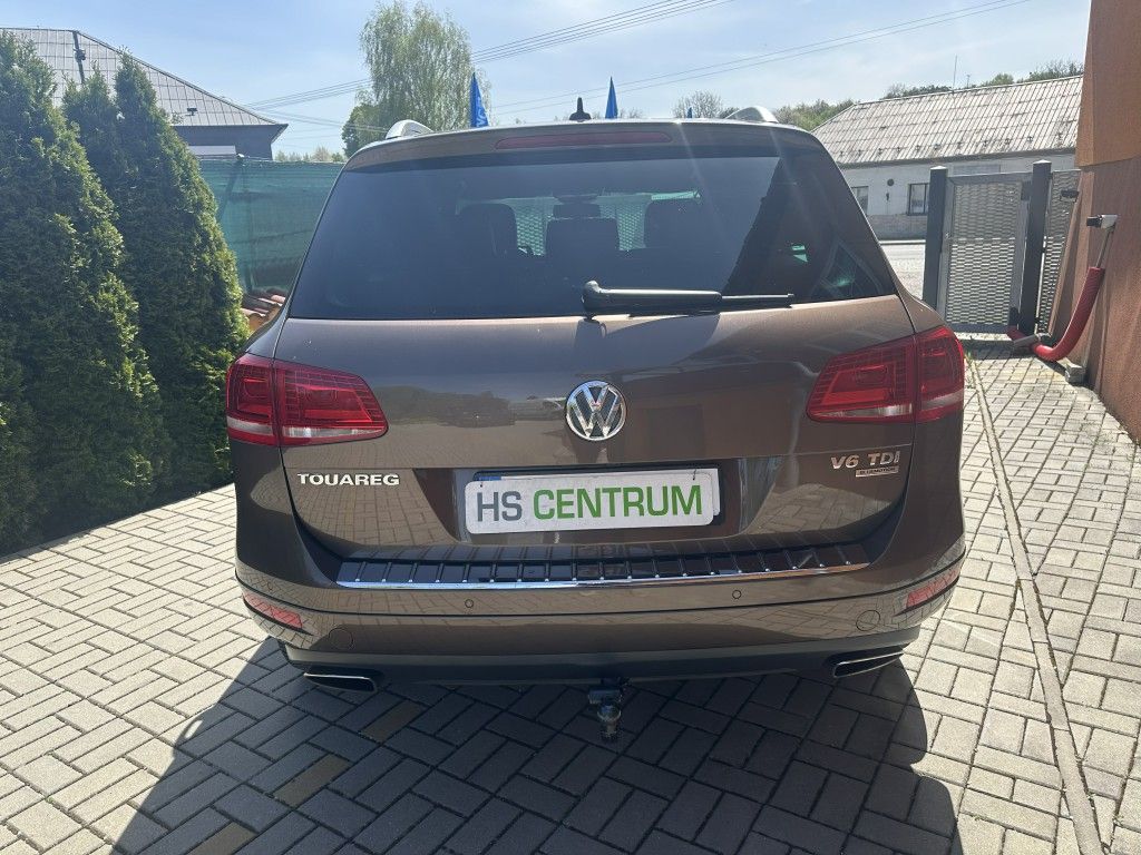volkswagen-touareg-3-0-v6-tdi-bluemotion - 3