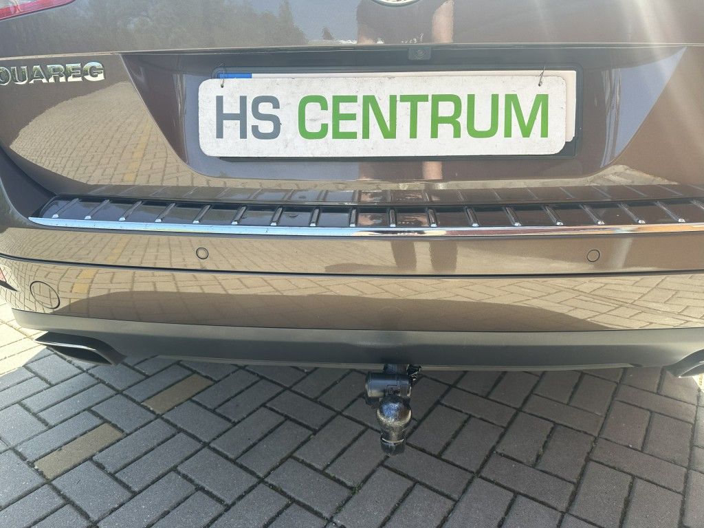 volkswagen-touareg-3-0-v6-tdi-bluemotion - 4