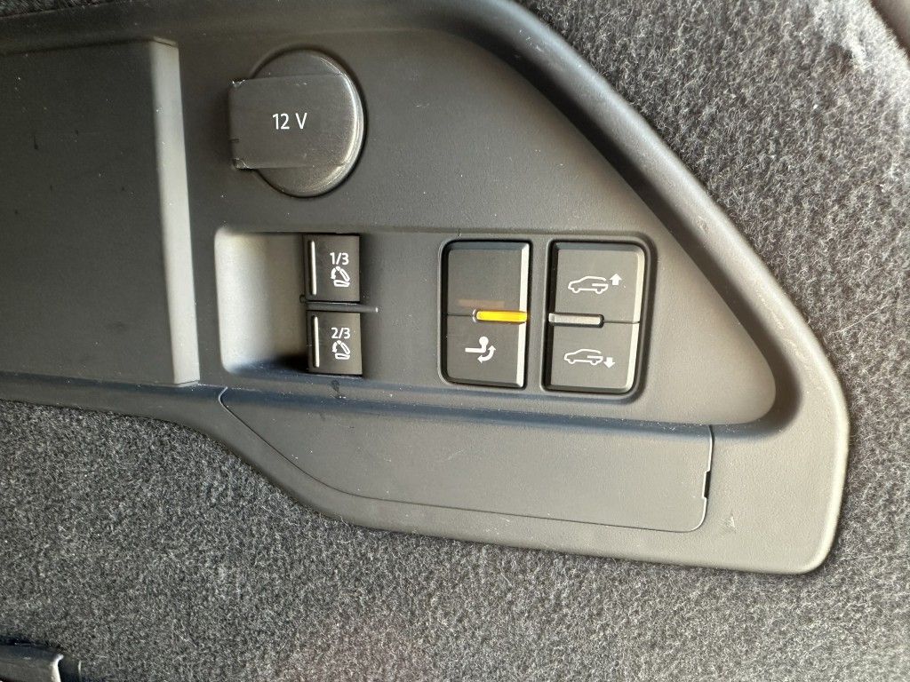 volkswagen-touareg-3-0-v6-tdi-bluemotion - 6