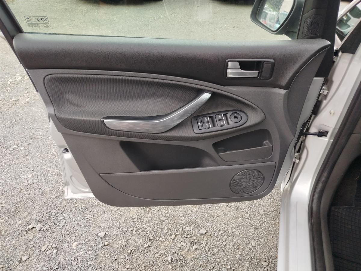 ford-c-max-1-6-i-74kw-duratec-ambiente - 8