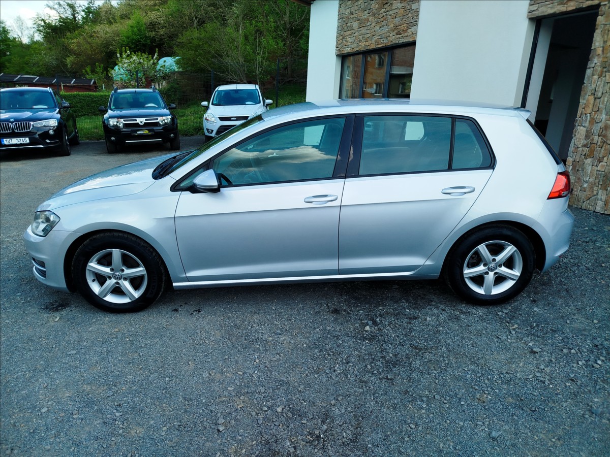 volkswagen-golf-1-4-tsi-90-kw-servis-pouze-vw - 1