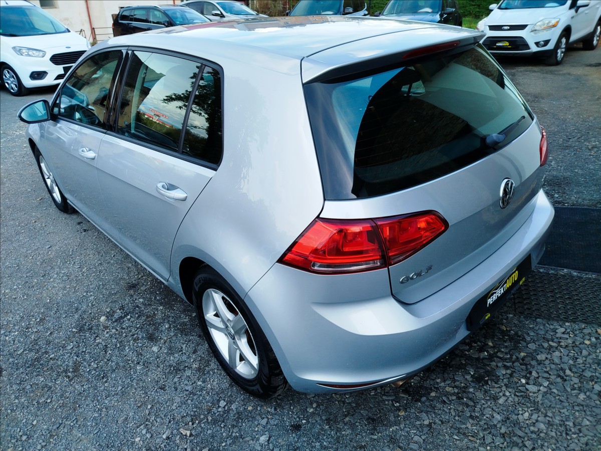 volkswagen-golf-1-4-tsi-90-kw-servis-pouze-vw - 2