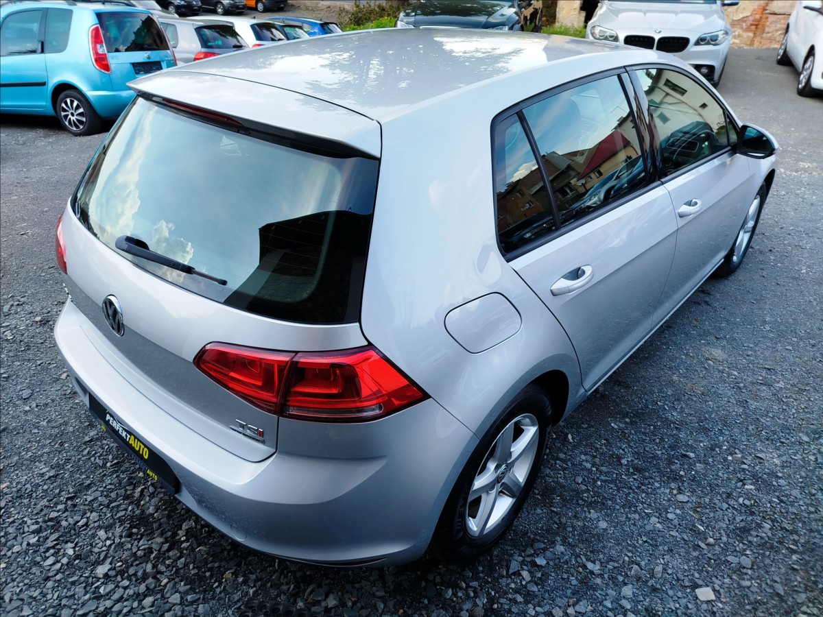 volkswagen-golf-1-4-tsi-90-kw-servis-pouze-vw - 4