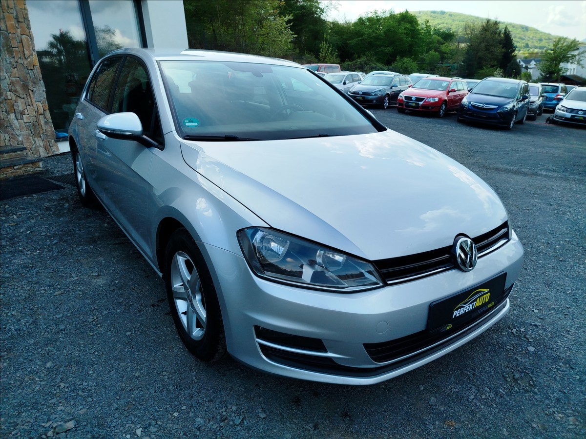 volkswagen-golf-1-4-tsi-90-kw-servis-pouze-vw - 6