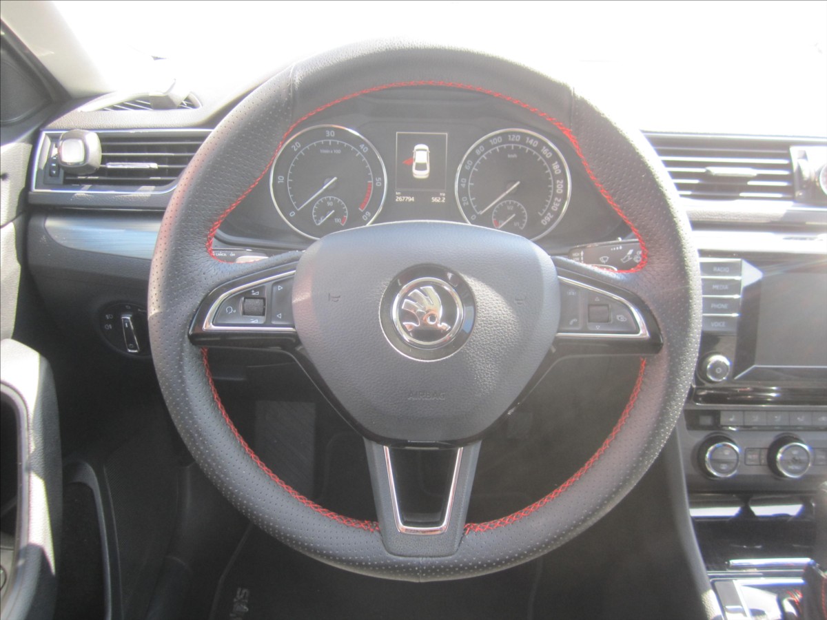 skoda-superb-2-0tdi-dsg-style-aut-klima - 7