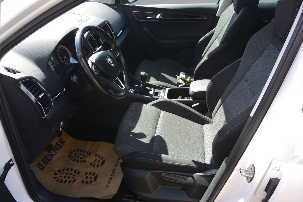 skoda-karoq-2-0tdi-4x4-style-led-tazne-n - 7
