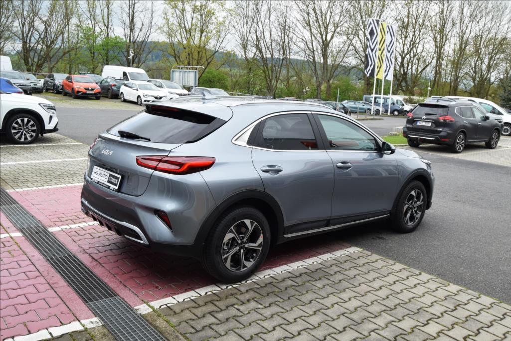 kia-xceed-1-5-t-gdi-7dct-exclusive - 2