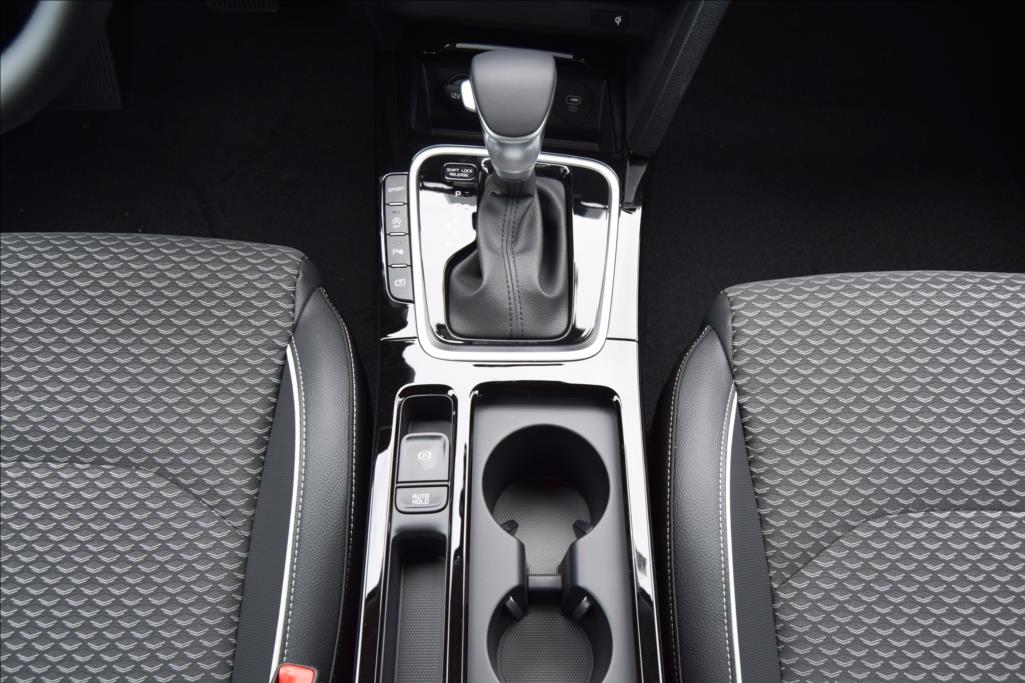 kia-xceed-1-5-t-gdi-7dct-exclusive - 6