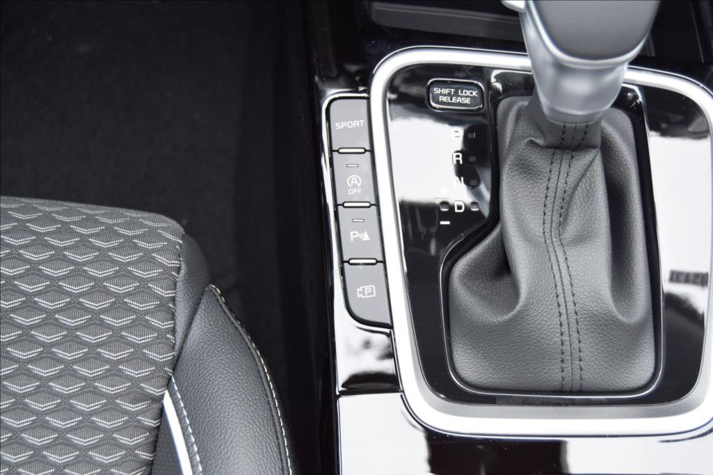 kia-xceed-1-5-t-gdi-7dct-exclusive - 7