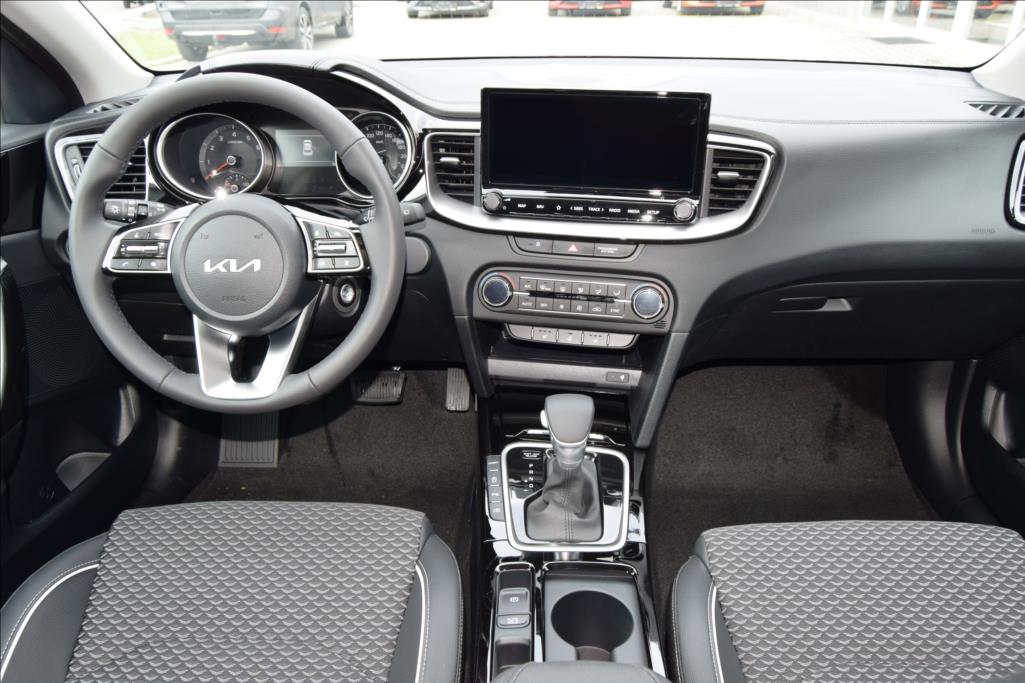 kia-xceed-1-5-tgdi-7dct-exclusive - 4