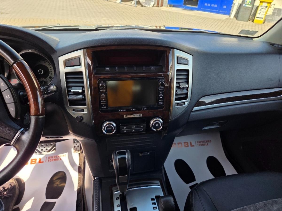 mitsubishi-pajero-3-2-montero-4x4 - 9