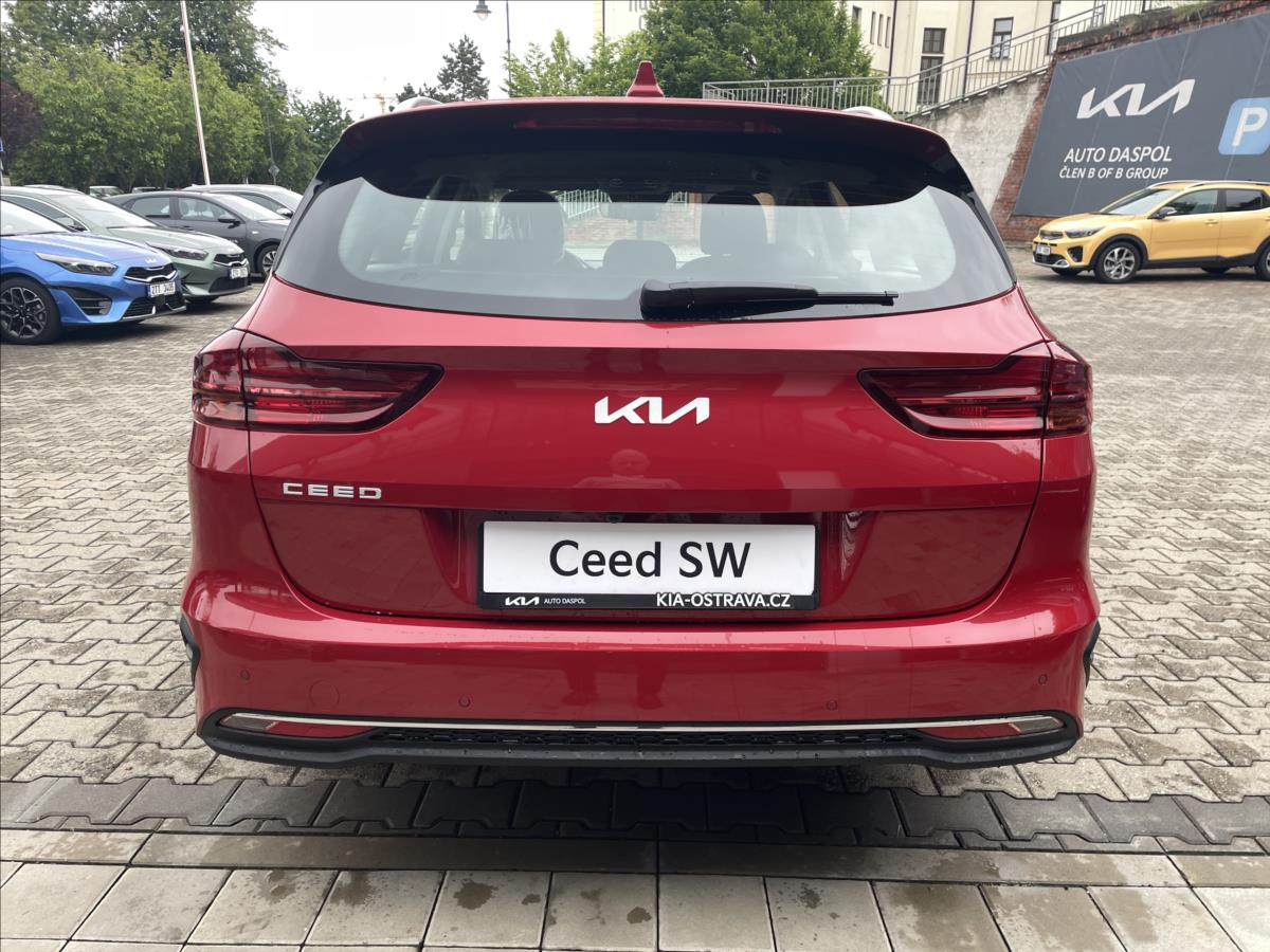 kia-ceed-1-5-7dct-spin-ref-vuz-sw - 3