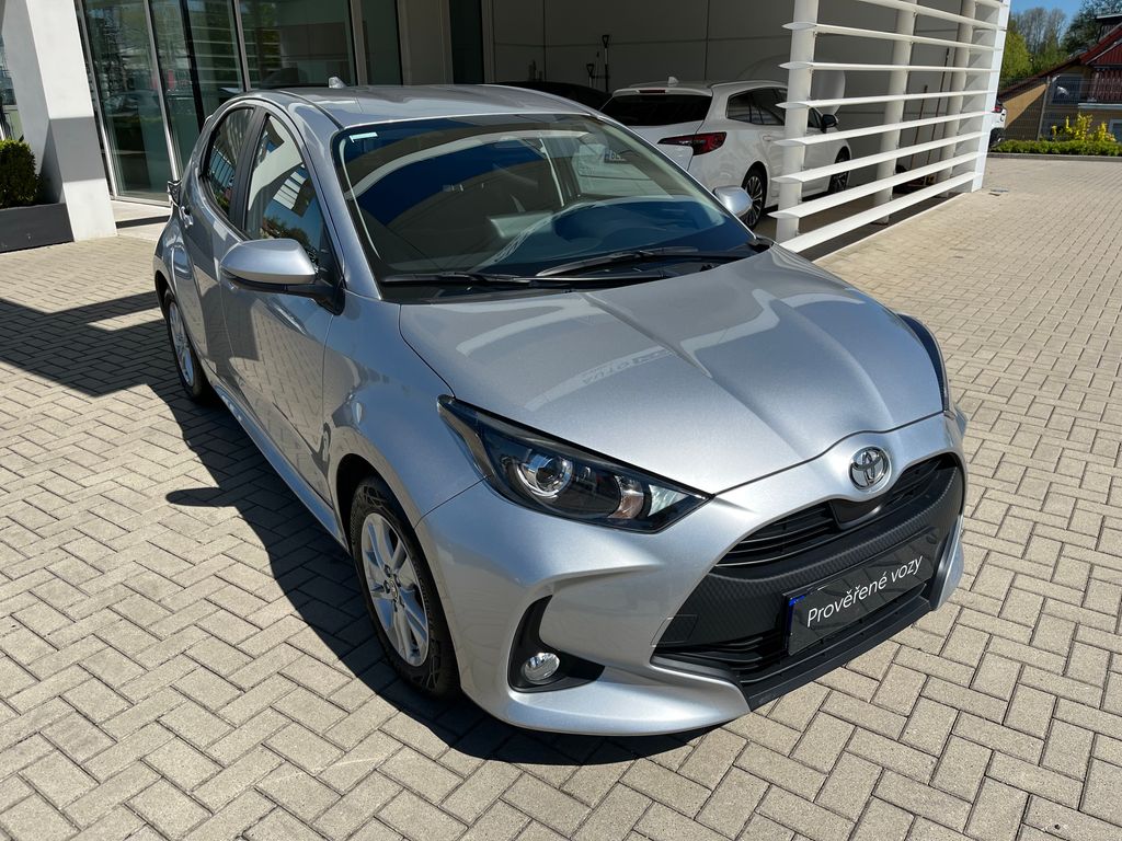 toyota-yaris-1-5-hybrid-e-cvt-comfort - 7