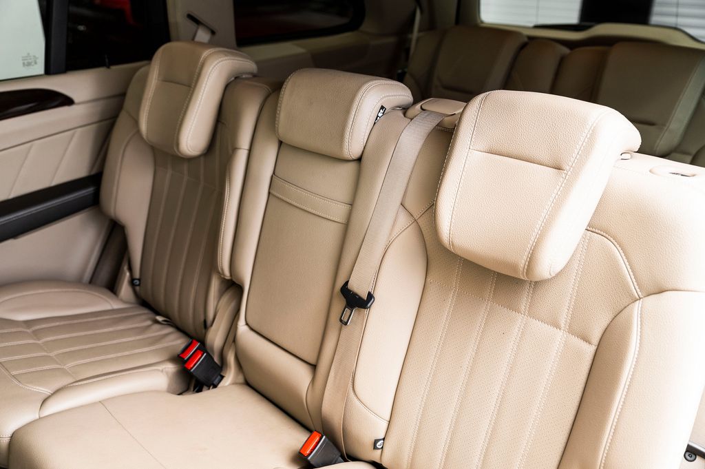 mercedes-benz-gl-gl-450-keyless-kamera-airmatic - 7
