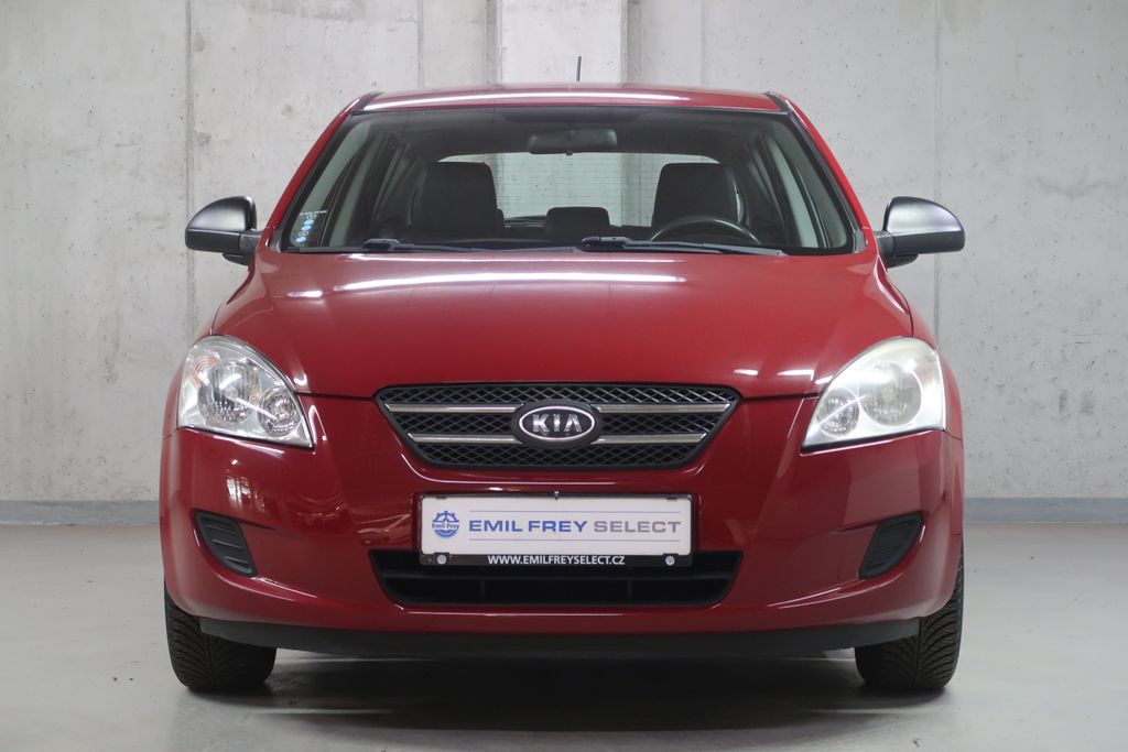 kia-ceed-1-4i-cz-manual - 1