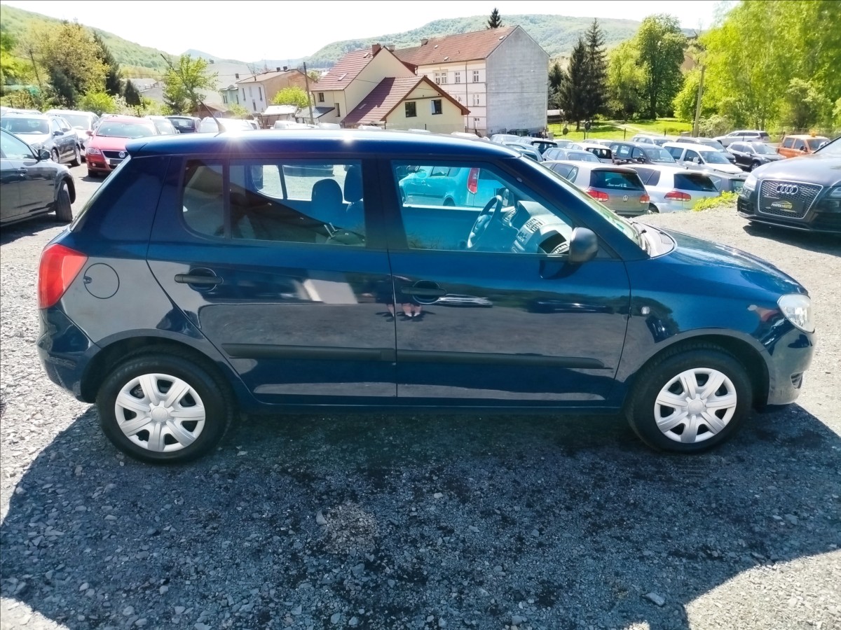 skoda-fabia-1-2-i-facelift - 5