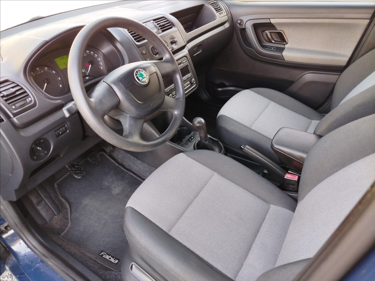 skoda-fabia-1-2-i-facelift - 9
