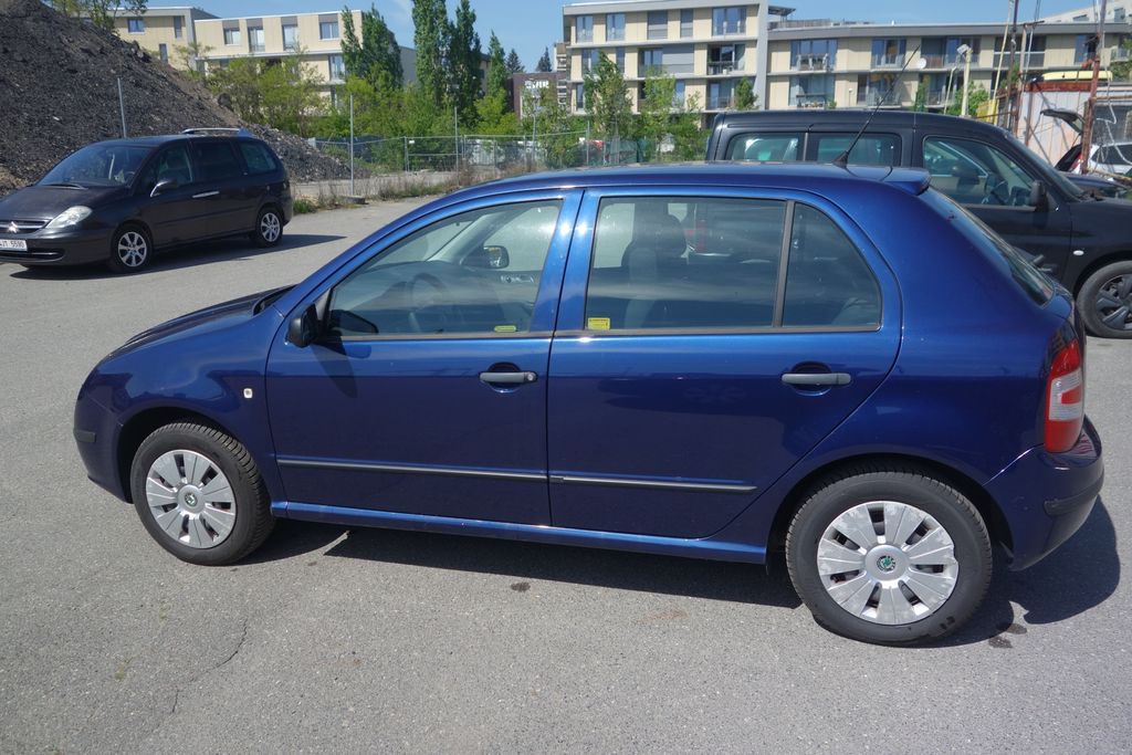 skoda-fabia-1-2i-cr-naj-64000-km - 9