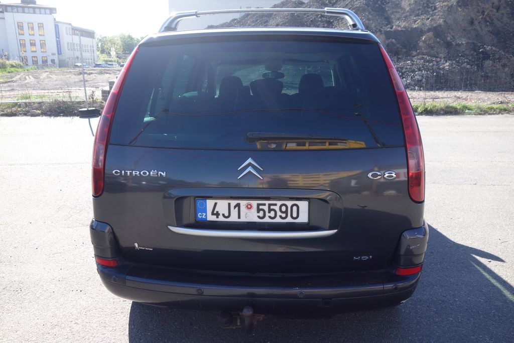 peugeot-807-2-0hdi-nova-stk-4-2027 - 9