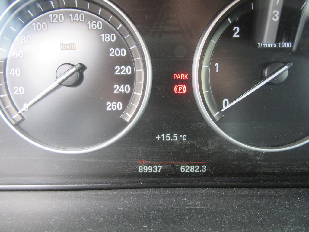 bmw-x5-3-0-d-x-drive-m-paket - 8