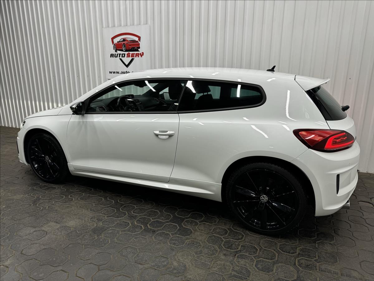 volkswagen-scirocco-r-2-0tsi-206kw-dcc-dynaudio - 4