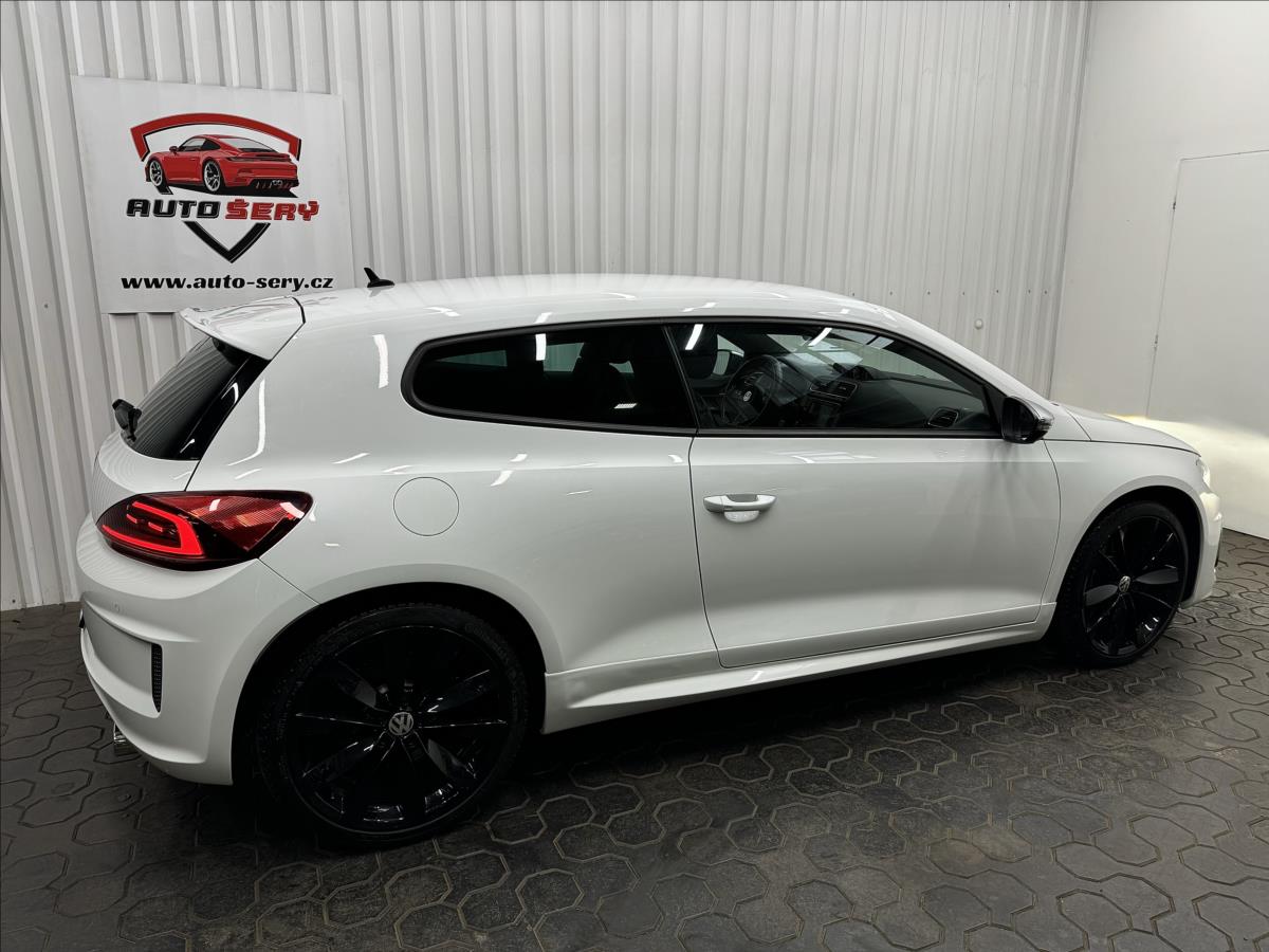 volkswagen-scirocco-r-2-0tsi-206kw-dcc-dynaudio - 8