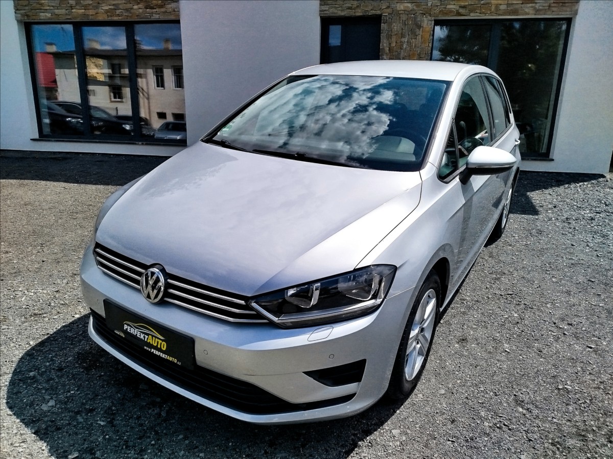 Volkswagen Golf Sportsvan 2,0 TDi 110kW, NÍZKÝ NÁJEZD