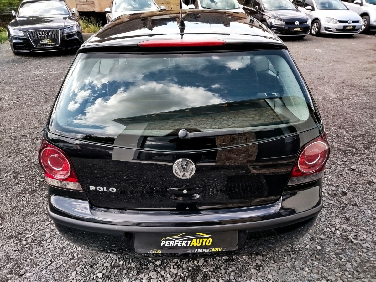 volkswagen-polo-1-2-i-44kw-1-majitel-klima - 3