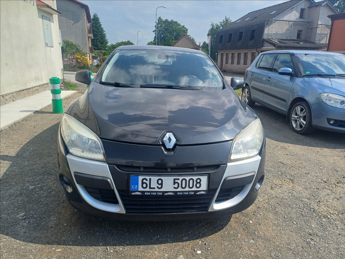 renault-megane-1-5 - 1
