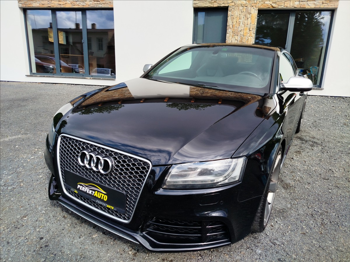 Audi RS 5 4,2 FSi V8 450 koní QUATTRO