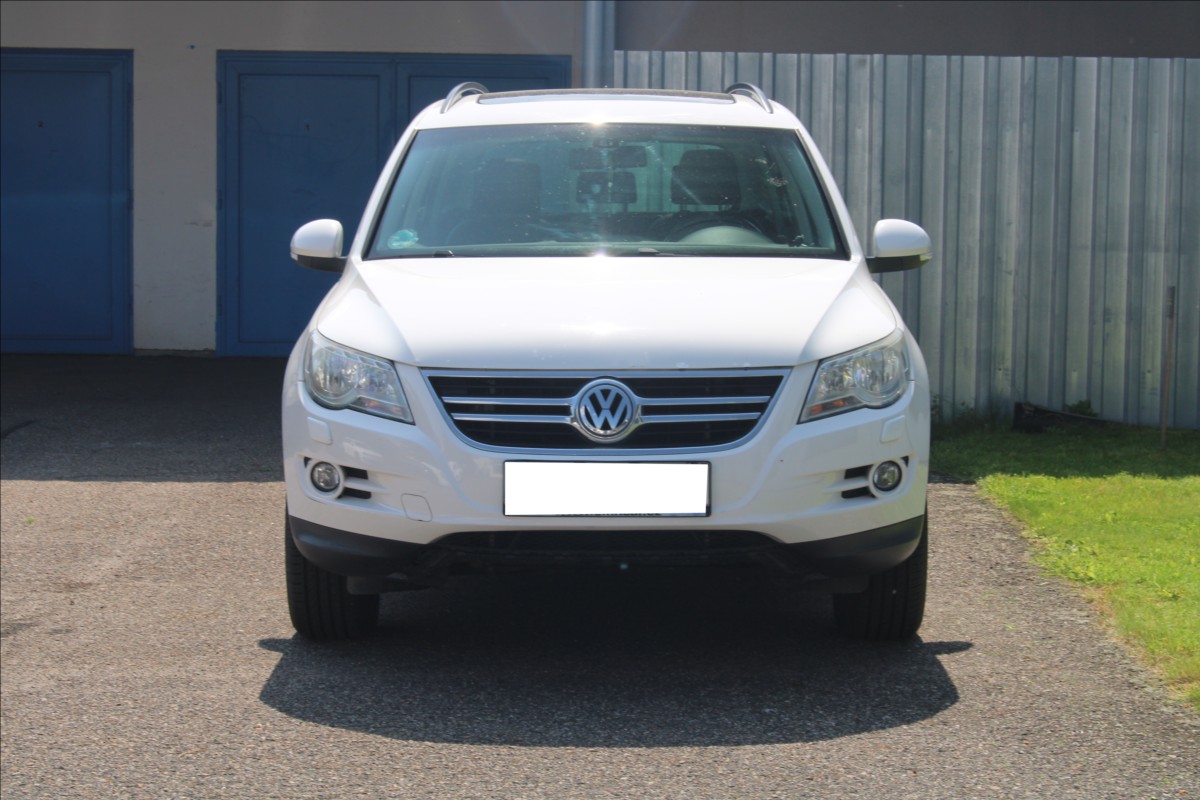 volkswagen-tiguan-2-0-tdi-103kw-4motion - 1