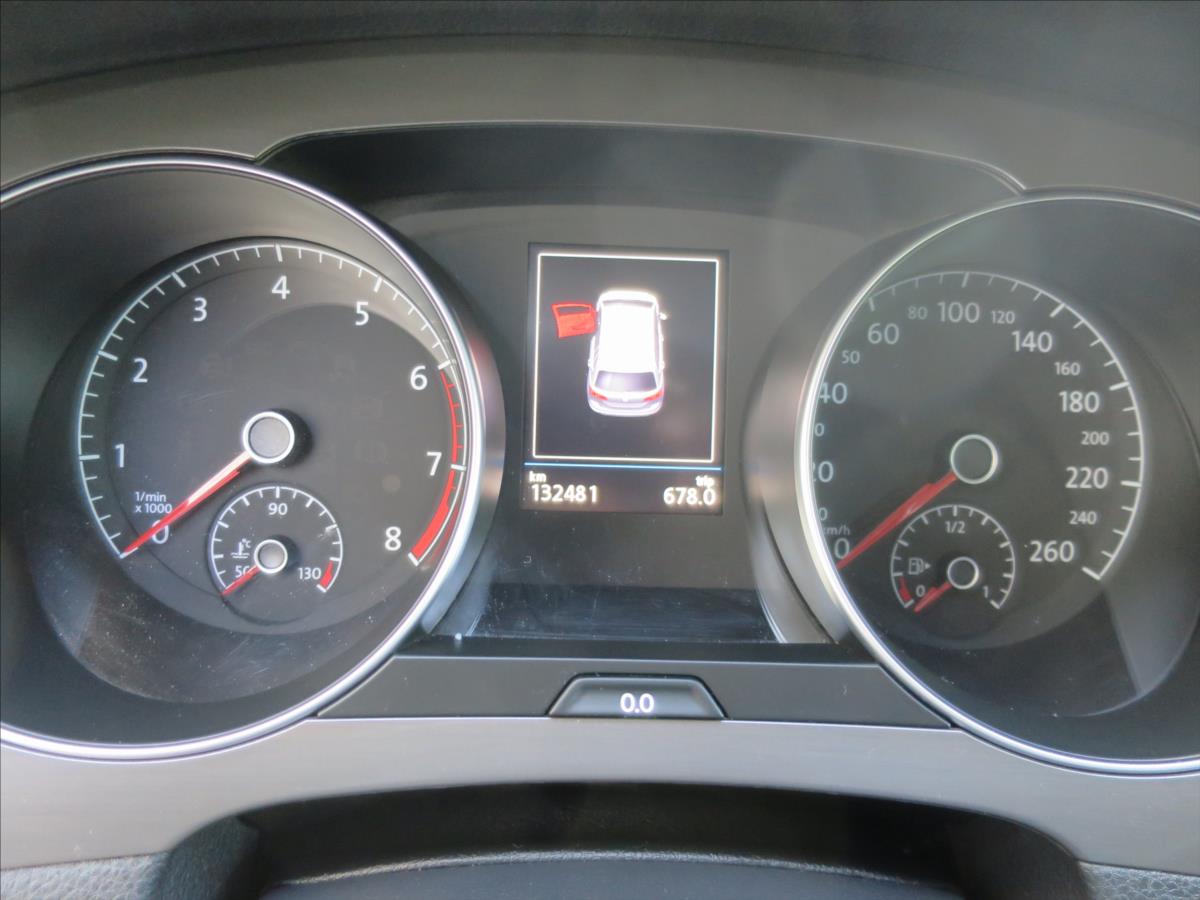 volkswagen-golf-sportsvan-1-4-tsi-sportsvan-allstar - 9