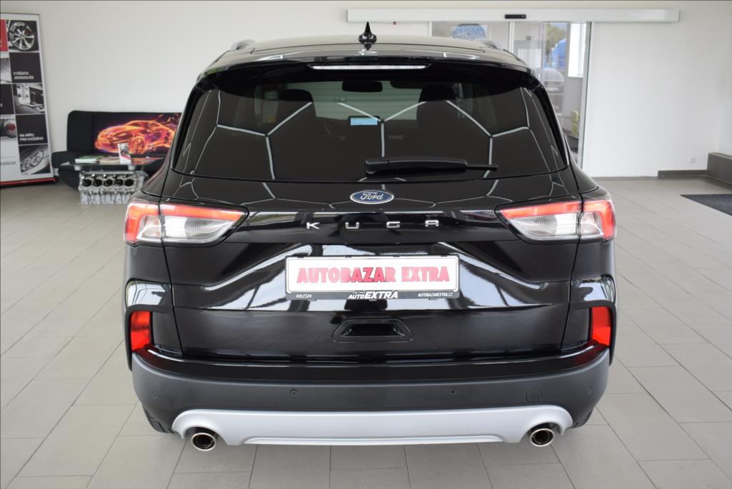 ford-kuga-1-5-i-titanium-3-roky-zaruka - 6