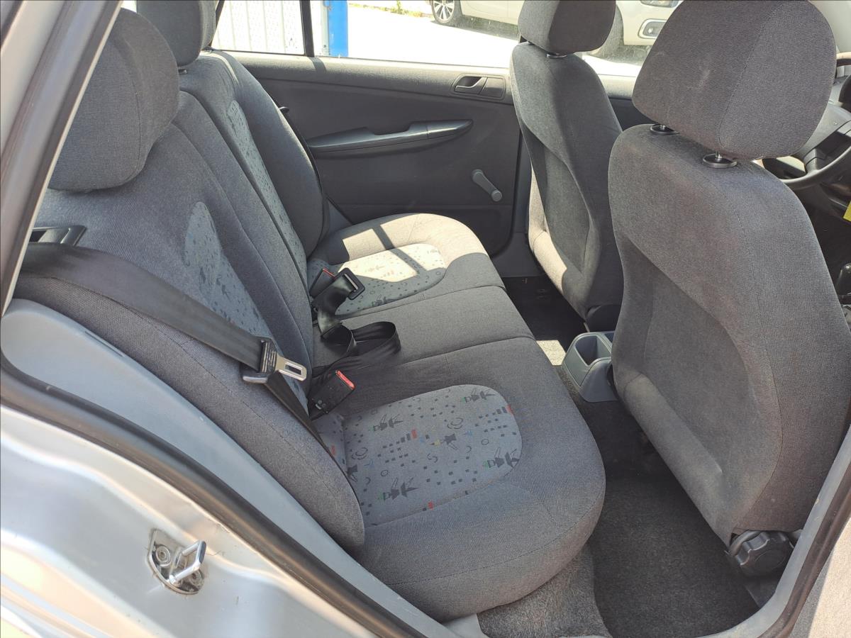 skoda-fabia-1-9-sdi - 6