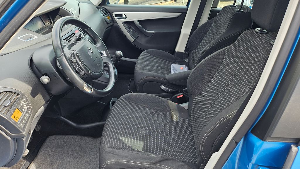 citroen-c4-picasso-1-8i - 6