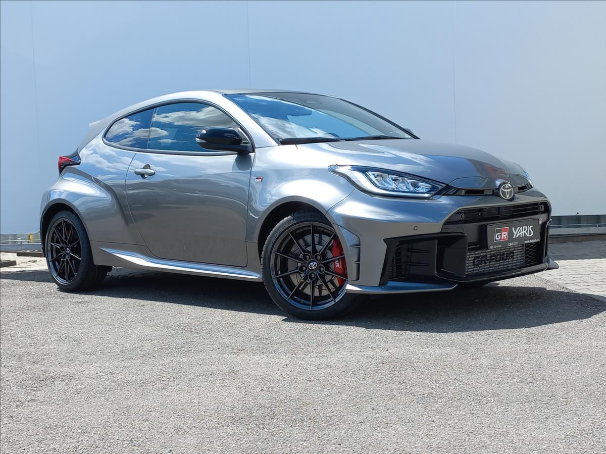 toyota-gr-yaris-1-6-turbo-a-t-280k-dynamic-vip - 4