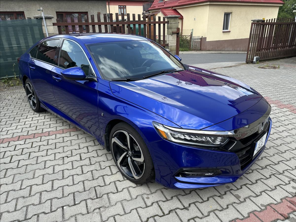 Honda Accord 1,5 TURBO SPORT AUTOMAT