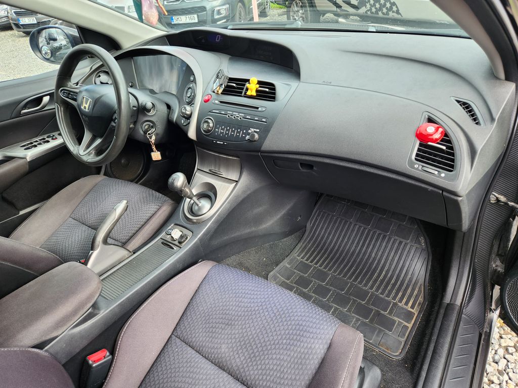 honda-civic-1-4-lpg - 8