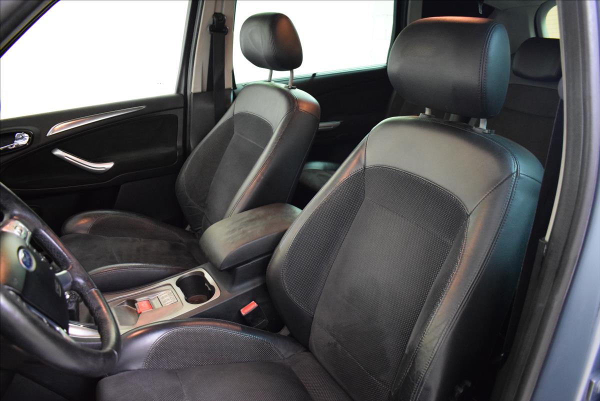 ford-s-max-2-5-i-plna-vybava - 8