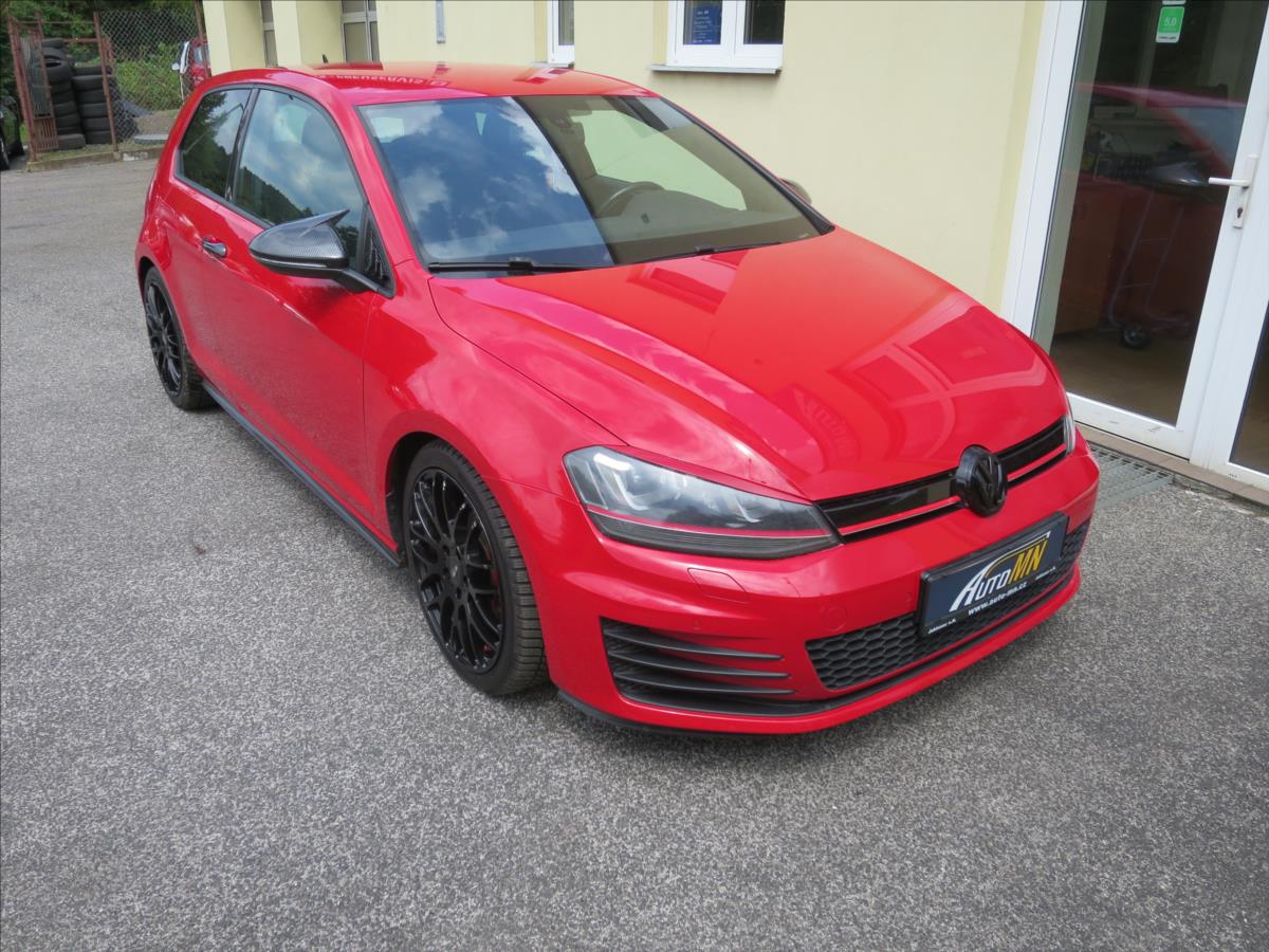 volkswagen-golf-2-0-gti - 4
