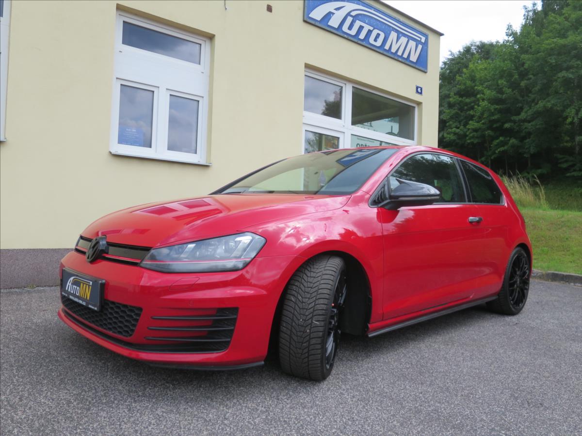 volkswagen-golf-2-0-gti - 7
