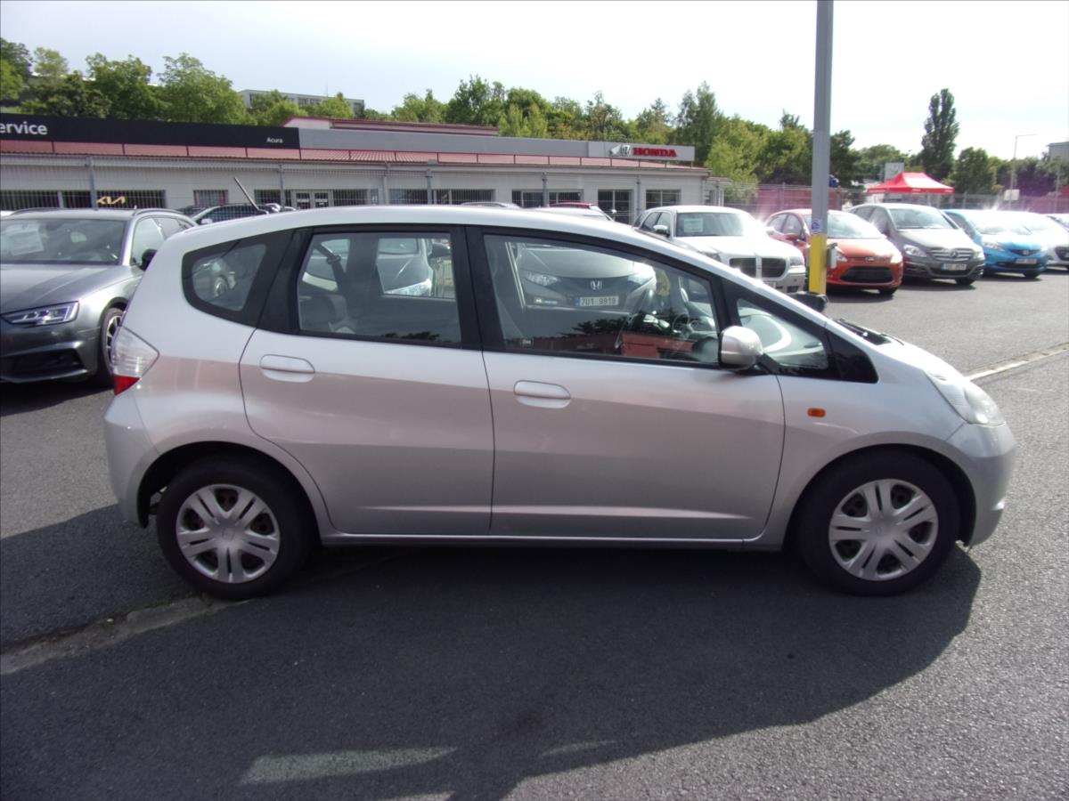 honda-jazz-1-2-i-vtec-trend - 1