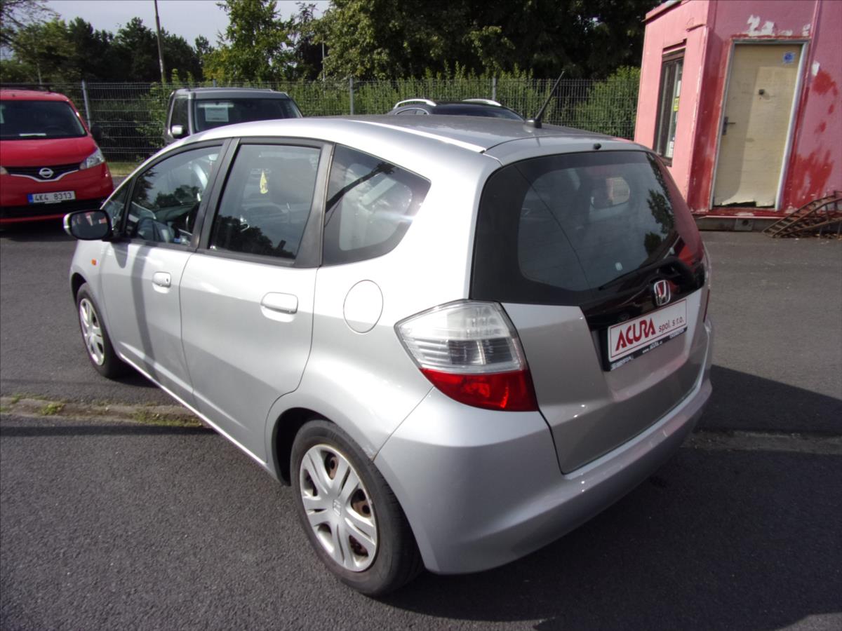 honda-jazz-1-2-i-vtec-trend - 4