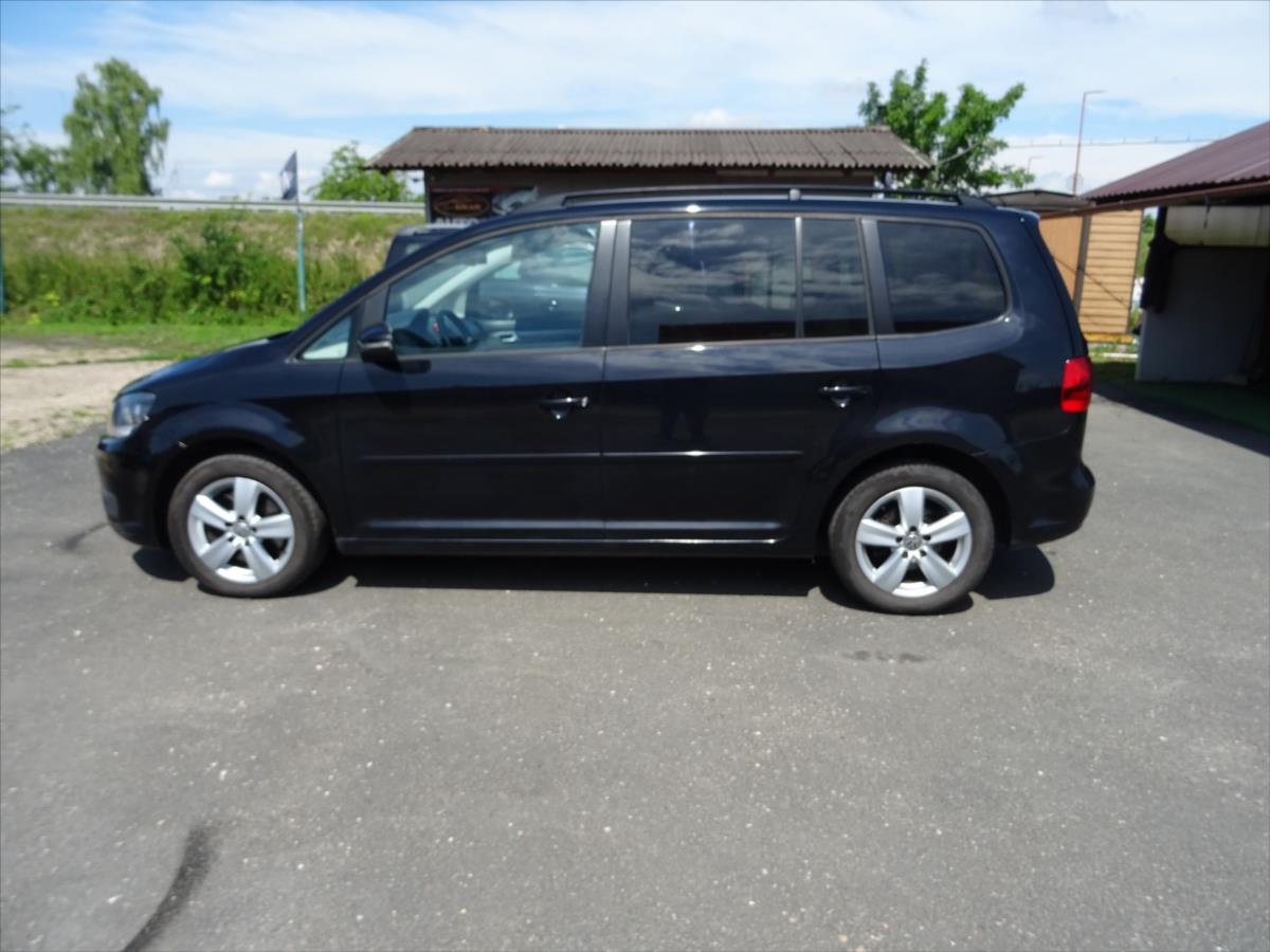 volkswagen-touran-2-0-tdi-103-kw - 5
