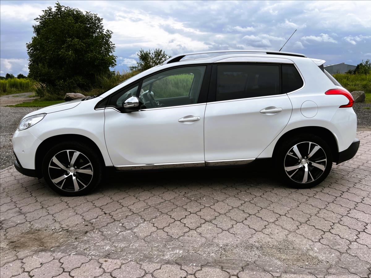 peugeot-2008-1-6-hdi-84-kw-allure-pano-navi - 5
