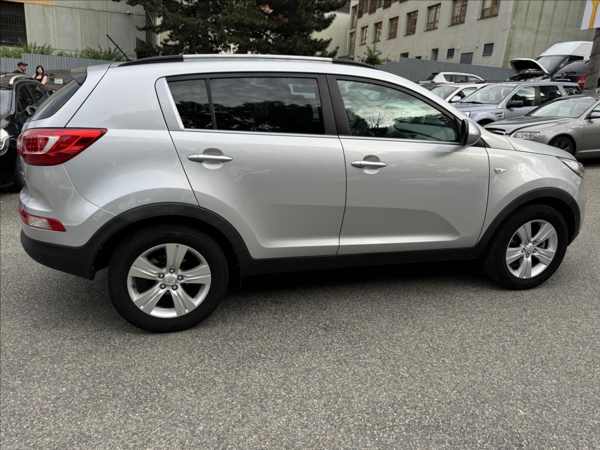 kia-sportage-1-7-bez-koroze - 6